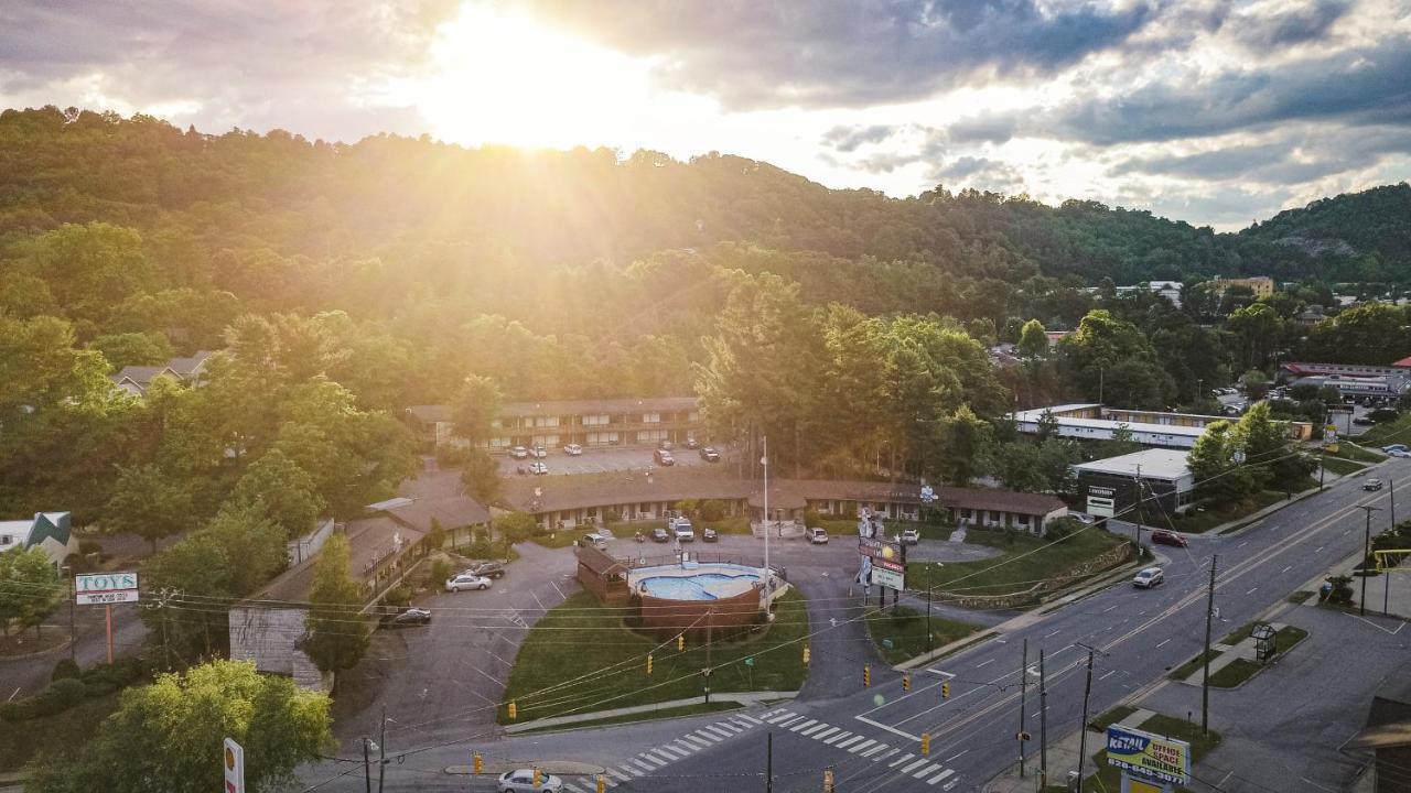 The Mountaineer Inn - Asheville Ngoại thất bức ảnh